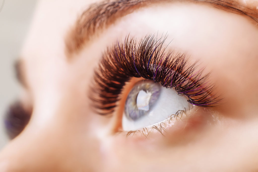 Trajno vihanje trepalnic (Lash Filler)